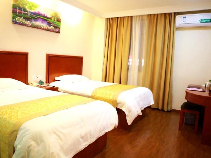 Greentree Inn Shanghai Hongqiao Hub Cao'An Road Huajiang Branch Road Express Hotel Jiading Exteriér fotografie