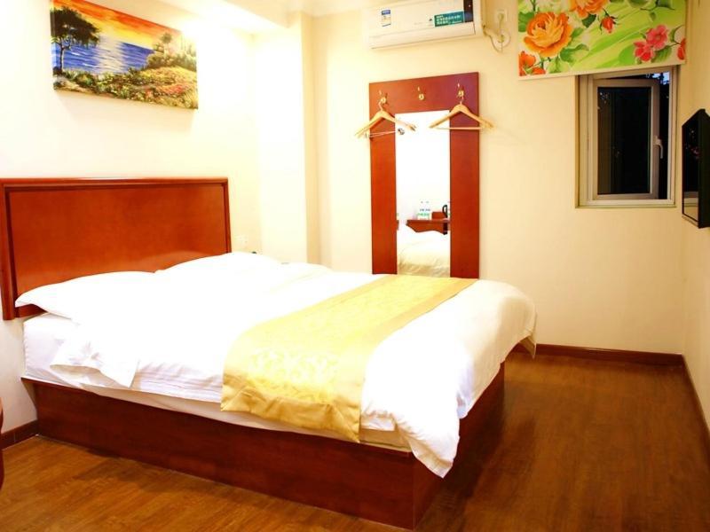 Greentree Inn Shanghai Hongqiao Hub Cao'An Road Huajiang Branch Road Express Hotel Jiading Exteriér fotografie
