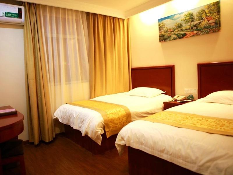 Greentree Inn Shanghai Hongqiao Hub Cao'An Road Huajiang Branch Road Express Hotel Jiading Exteriér fotografie